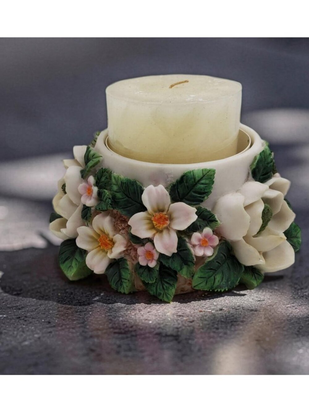 vintage 1990s beautiful resin floral candle holder with candle 5.5"w x 2.5"h